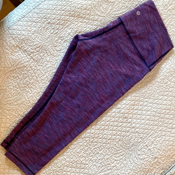 Lululemon Wunder Under Crop High Rise Wee Are From Space Purple Capri 8 (est) - Picture 4 of 6